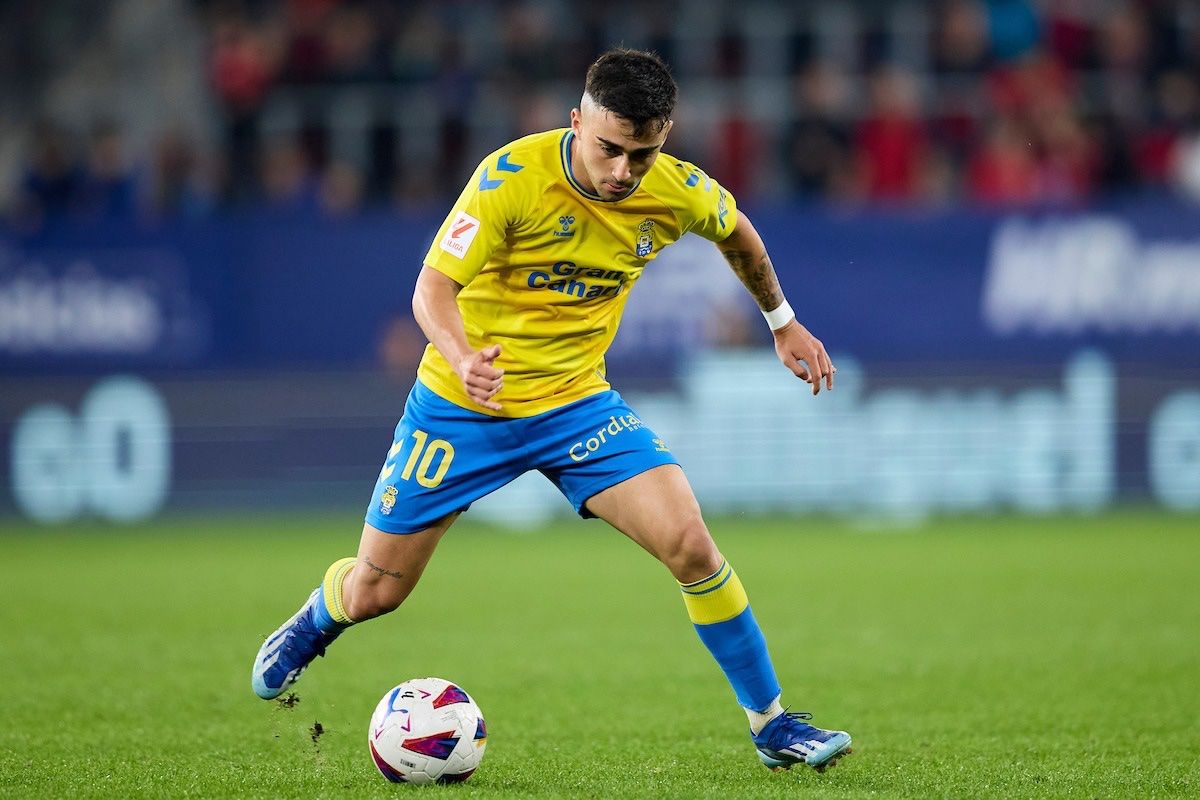 Las Palmas Drop Transfer Hint Over Barcelona Signing The New Pedri