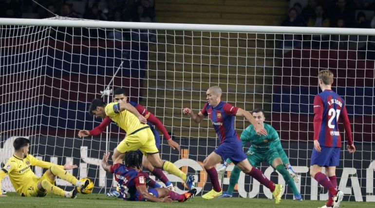 Villarreal Score Th And Nd Minute Goals To Edge Out Barcelona In