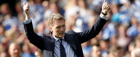 moyes-everton-arms-up490ai