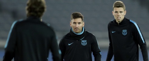 messi-middle490epa