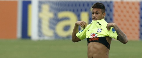 neymar-shirt-training490epa