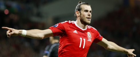 Ryan Giggs confirms no Gareth Bale talks with Real Madrid ...