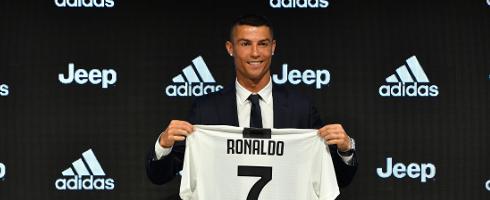 Ronaldo-1807-shirt-Juventus_5
