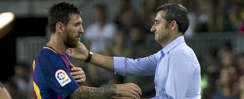 Barcelona's Lionel Messi with Ernesto Valverde
