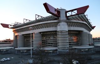 Valencia lodge complaint to UEFA over San Siro pitch