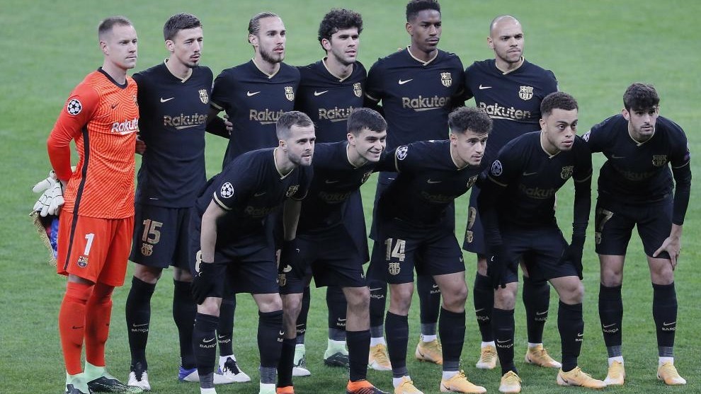 Barcelona line-up v Dynamo Kiev
