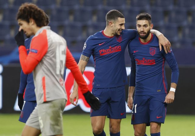 Mario Hermoso and Yannick Carrasco