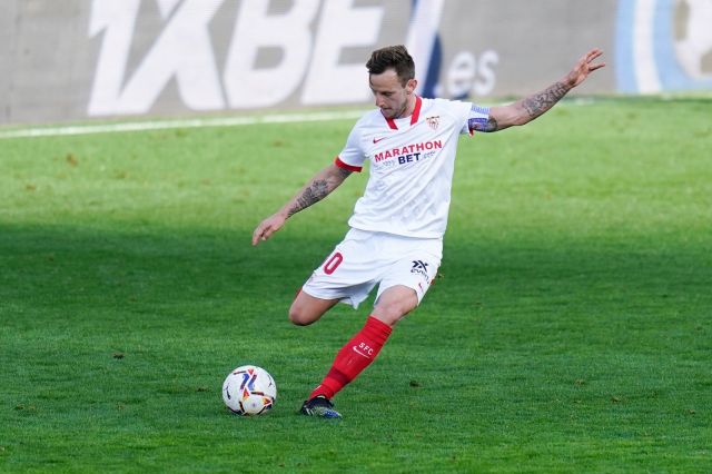 Watch Luuk De Jong Pulls One Back For Sevilla Against Borussia Dortmund Football Espana