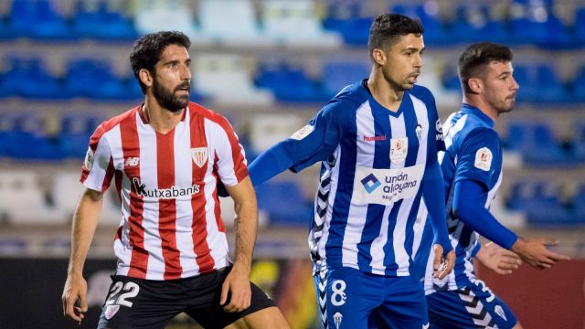 Athletic Bilbao survive early scare to advance to the Copa ...