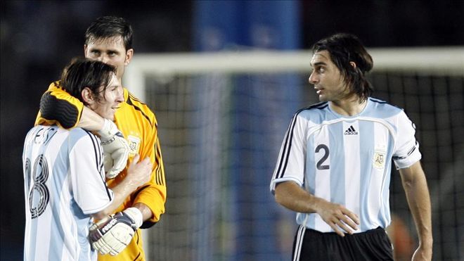 Roberto Ayala and Lionel Messi
