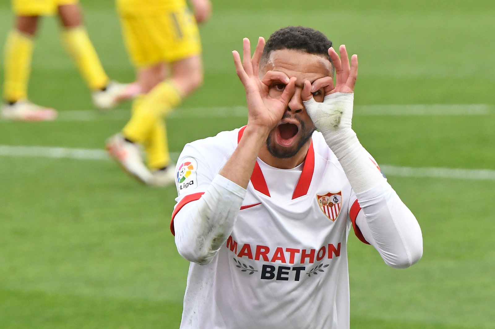 Watch Youssef En Nesyri Scores Brace For Sevilla Against Cadiz Football Espana