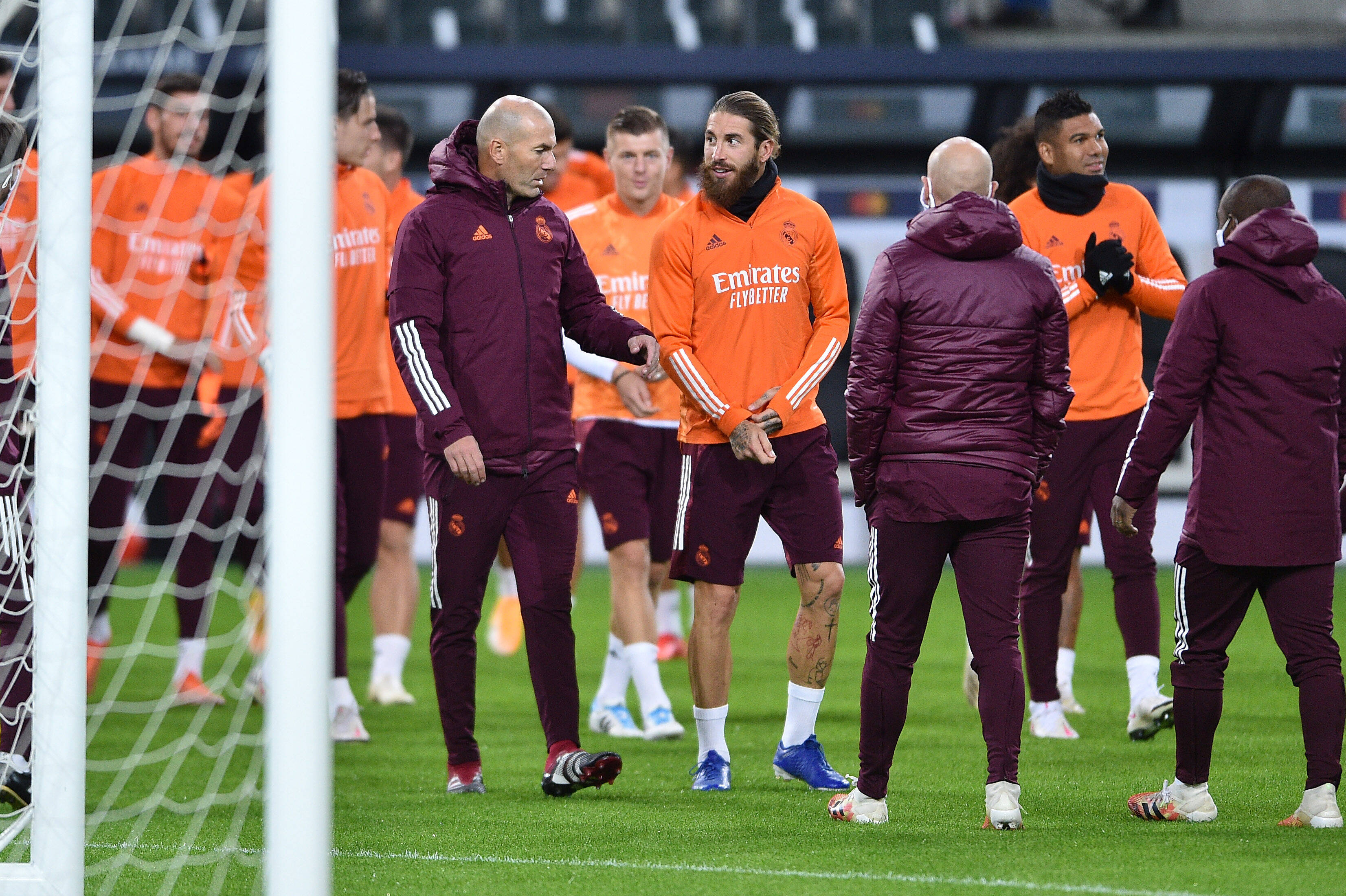 spanish-football-headlines-zidane-s-team-talk-ahead-of-liverpool