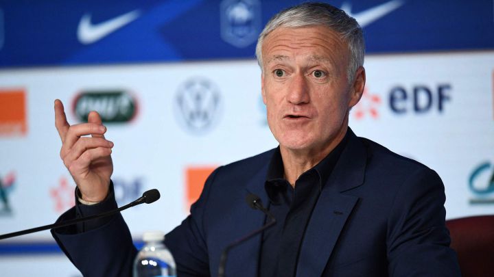 Didier Deschamps tips Zinedine Zidane to become coach of the French  national team: "It's probable that one day he could succeed me on the  bench" - Football España