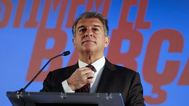 Titulares de la mañana del fútbol español: Laporta en crisis, Florentino ha pedido a Cristiano que vuelva y Araujo se entrena con la plantilla