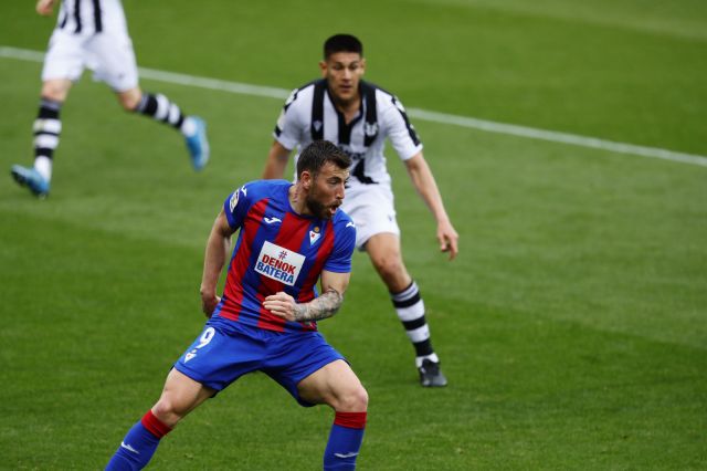 Eibar v Levante