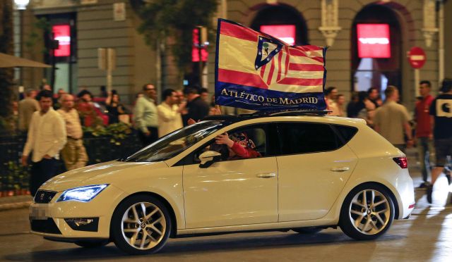 Atletico Madrid fans celebrating