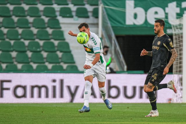 Elche v Alaves