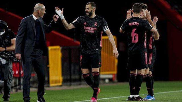 Títulos matutinos del fútbol español: Zidane le dice al vestuario que se va, Allegri una opción para hacerse con el Madrid, el Barcelona juega por el orgullo y Pichichi