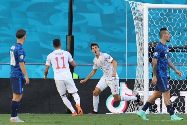 Spain s defender Pau Torres celebrates after scoring the 0-5 goal during the UEFA EURO, EM, Europameisterschaft,Fussball