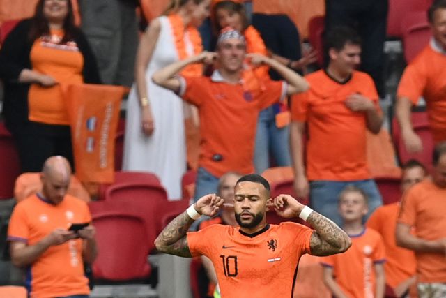 Memphis Depay on X: Always proud to be part of @onsoranje And