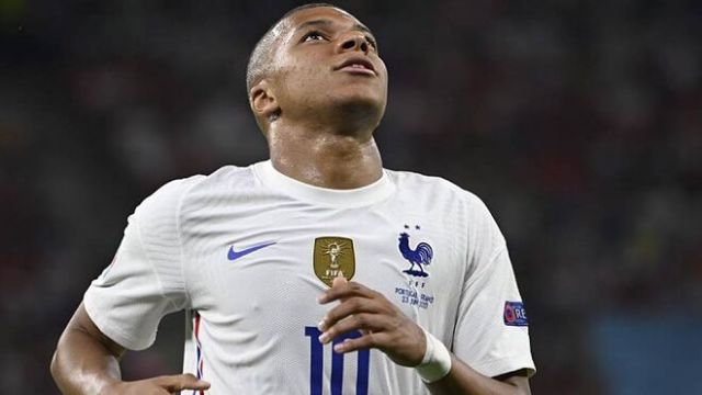 PSG launch 2021/22 home kit with Real Madrid target Mbappe