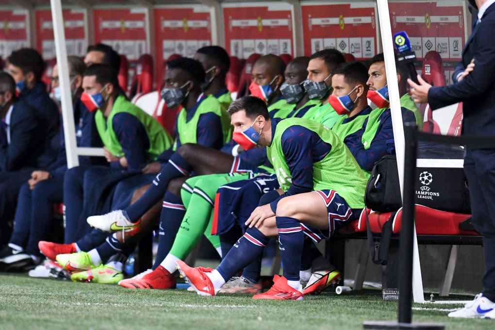 Lionel Messi on the PSG bench
