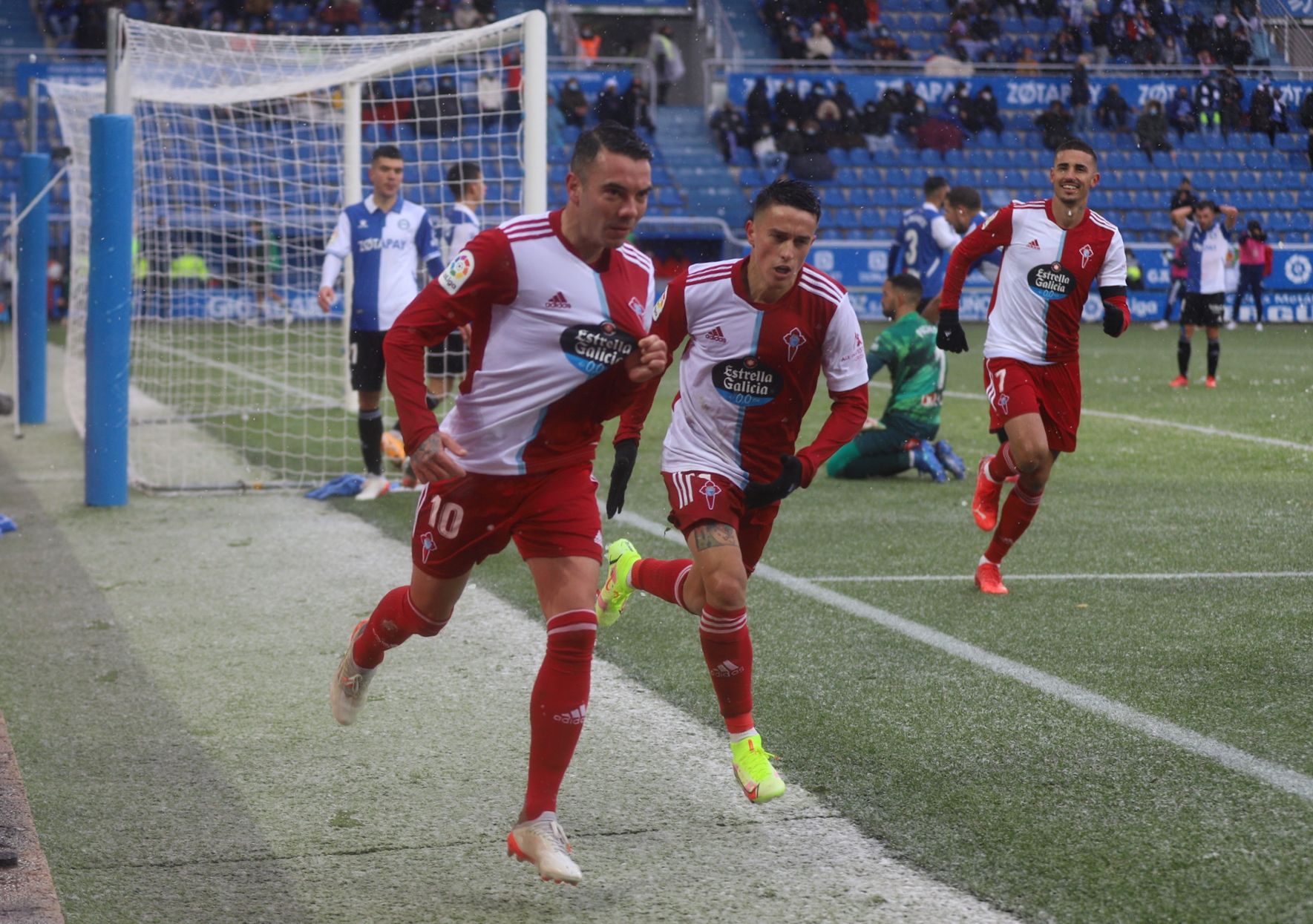 Celta Vigo beat Alaves 2-1 to leap-frog them in the league table - Football  Espana