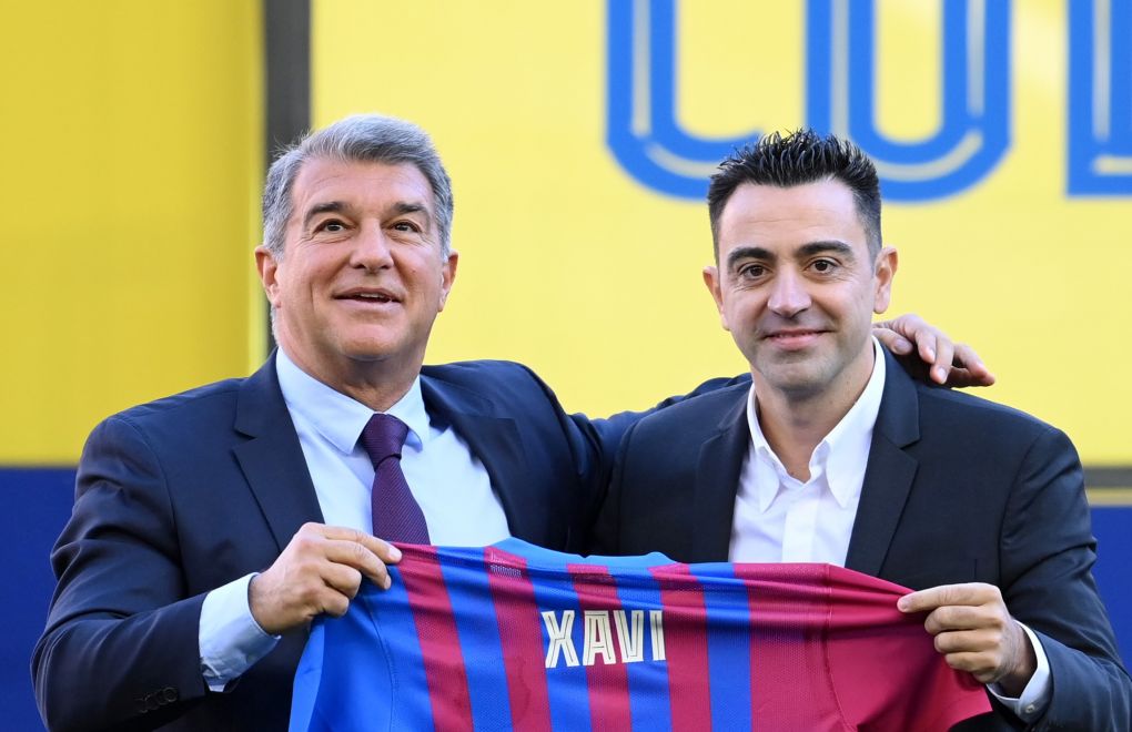Xavi Hernandez and Joan Laporta of FC Barcelona