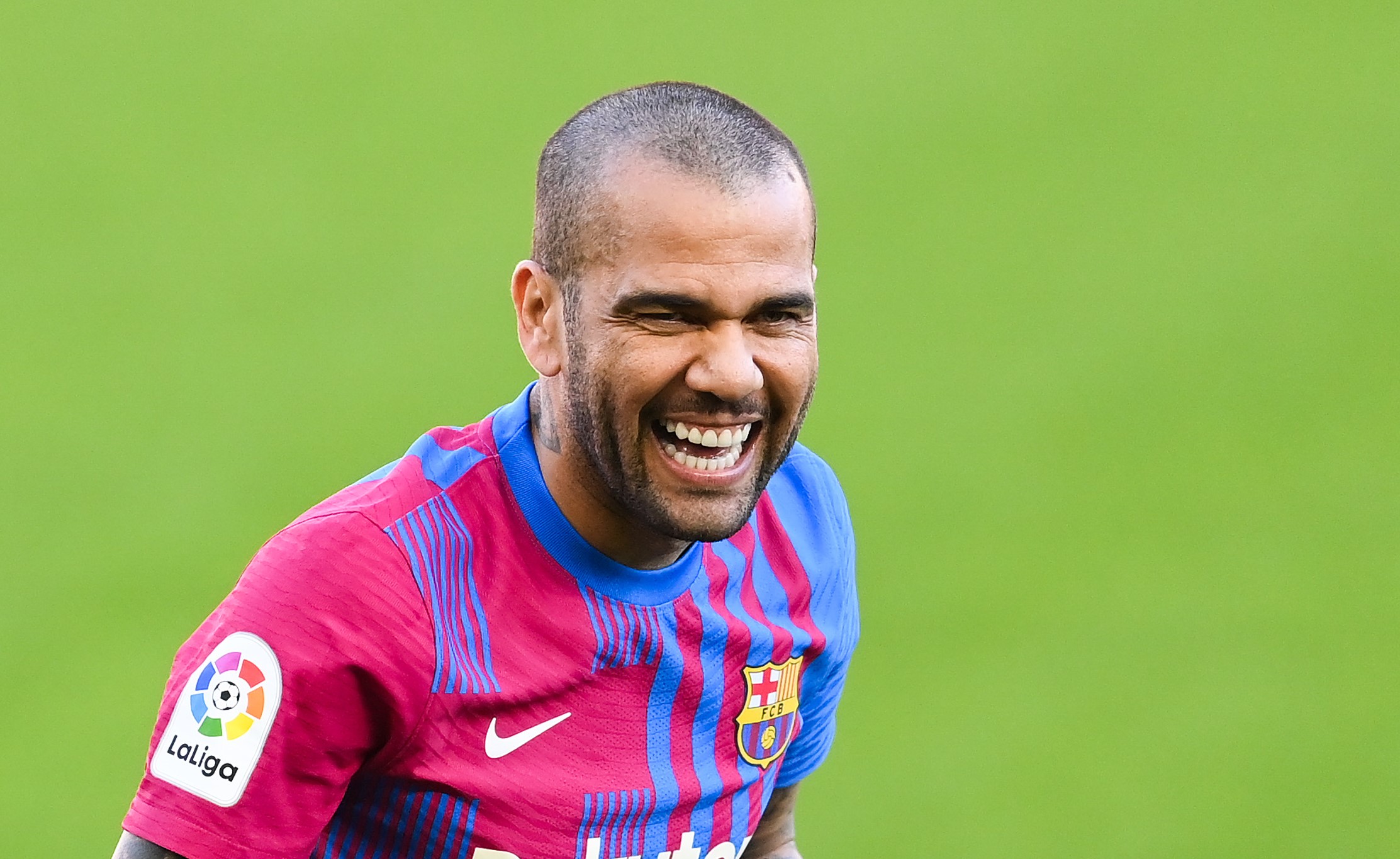 Dani Alves Salary Barcelona 2021