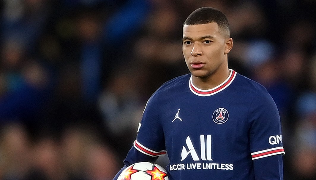 Mbappe committed to PSG for the rest of this season amid transfer links