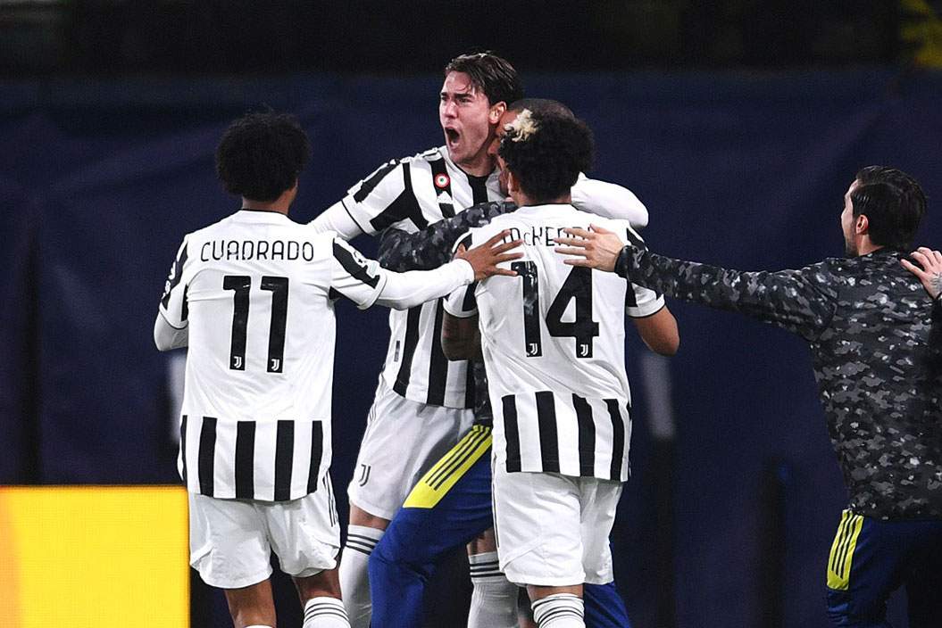 WATCH: Dusan Vlahovic fires Juventus into the lead at Villarreal in the  Champions League - Football Espana