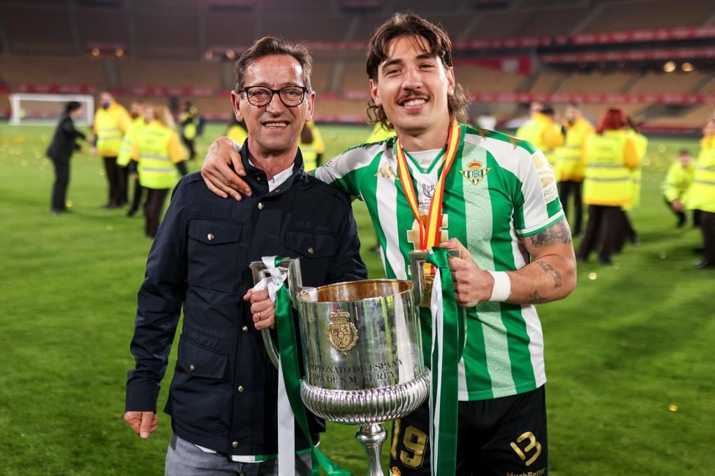 Spanish defender Bellerin joins Real Betis on loan from Arsenal