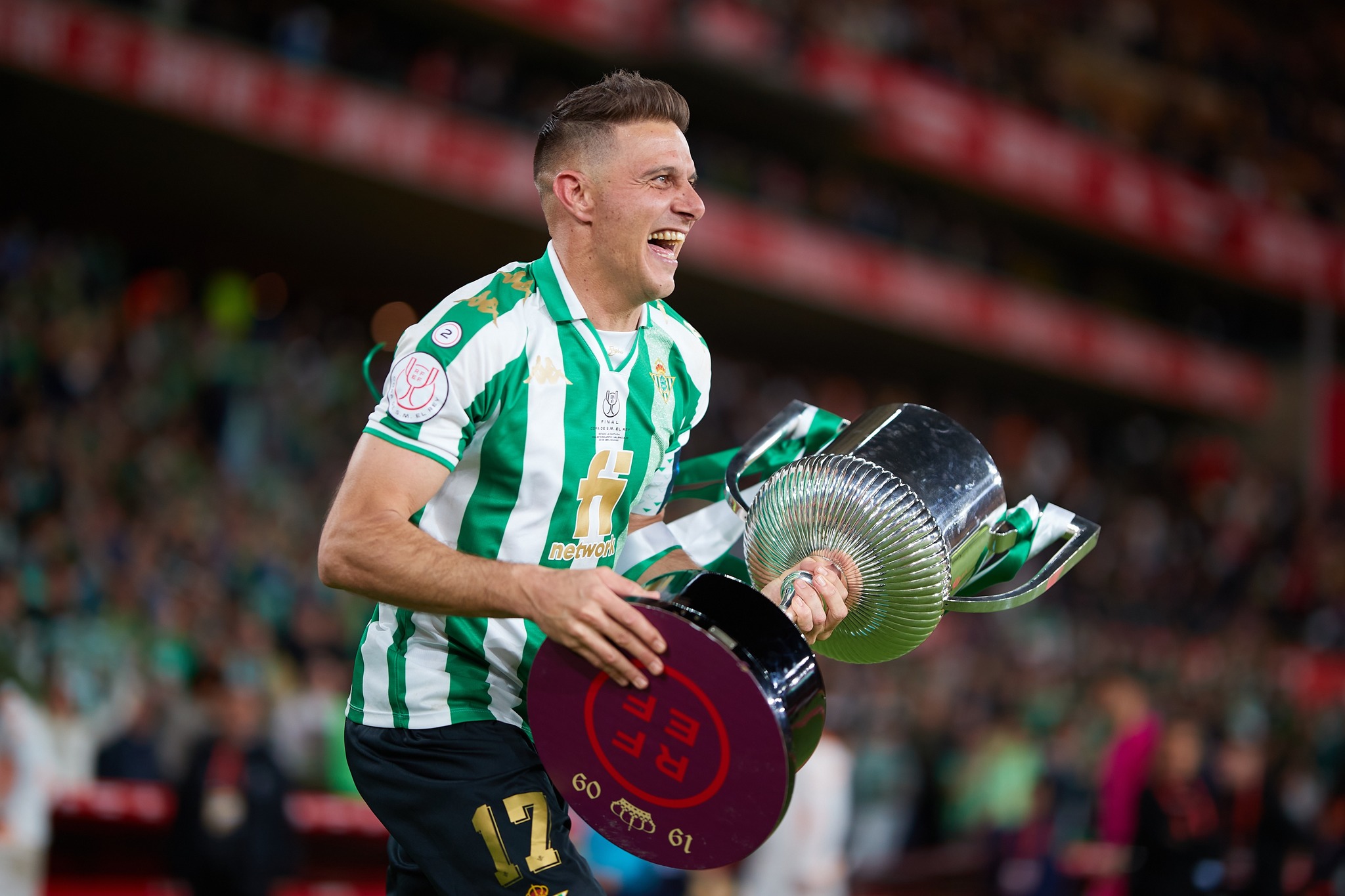 Real Betis legend Joaquin signs off 23-year career with 10-word comment  that sums him up - Mirror Online