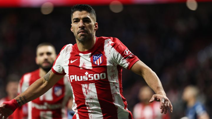 Atletico Madrid marksman Luis Suarez is talking to two clubs about  potential summer transfers - Football Espana