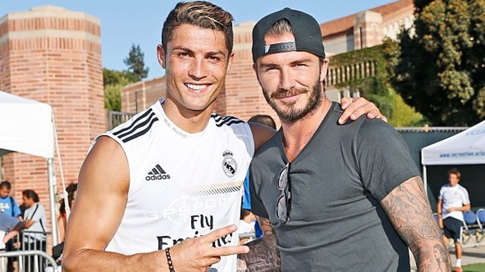 David Beckham has discussed whether Cristiano Ronaldo should leave  Manchester United - Football España