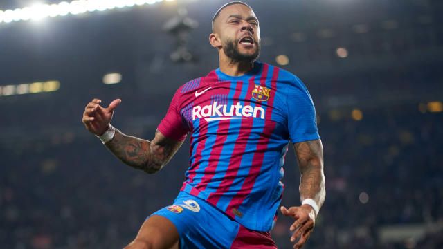 Spanish football evening headlines: Memphis Depay on target in Barcelona  friendly win and Eduardo Camavinga edges towards La Liga move - Football  España