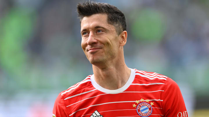 Barcelona face fresh calls for punishment for playing Robert Lewandowski -  Mirror Online