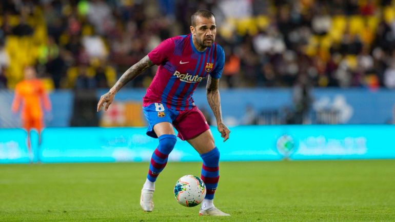 Dani Alves Shoots Down Reports That He Offered Himself To Mallorca