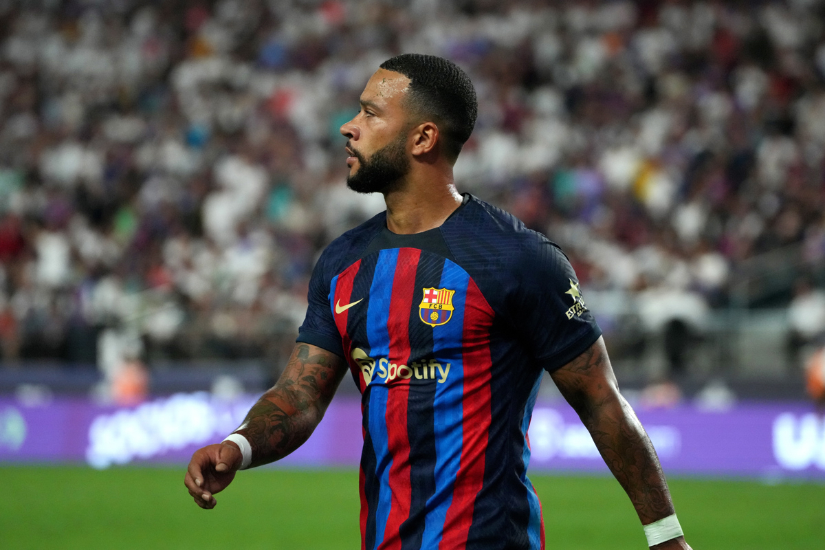 Exit route emerges for Barcelona's Memphis Depay in January - Football  España