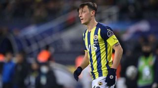 Turkish Super Lig: Fenerbahce slipping with Ozil: Out the cup and