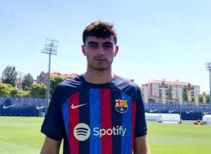 FC Barcelona Pedri 8番 　あ Pedri's New Number 8 Jersey Revelation at FC Barcelona | TikTok