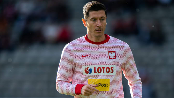 Barcelona star Robert Lewandowski accused of owing money to Polish Football  Federation - Football España