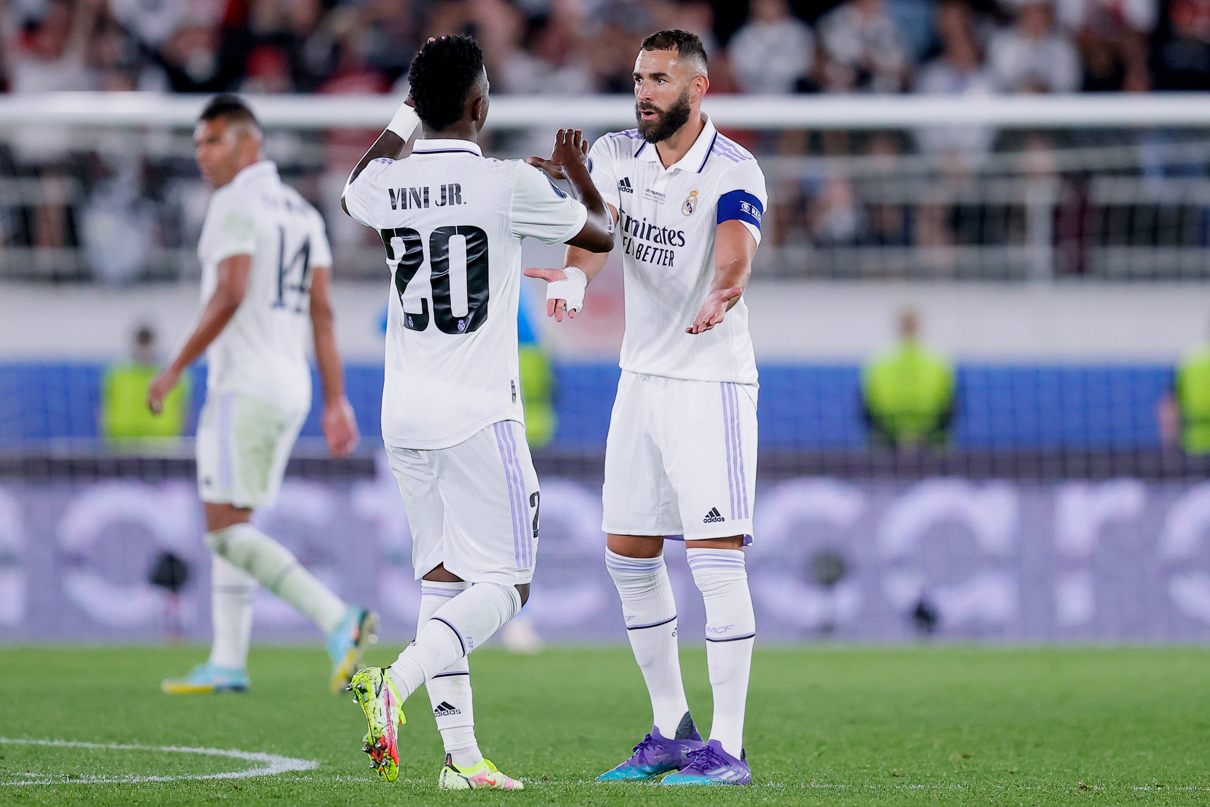 Karim Benzema surpasses Raul Gonzalez on all-time goalscoring list for Real  Madrid - Football España