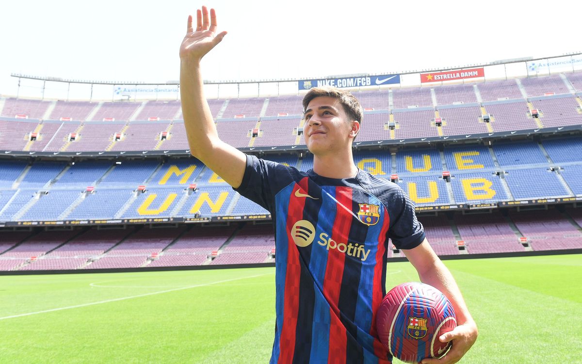 Barcelona youngster wants to stay at the club
