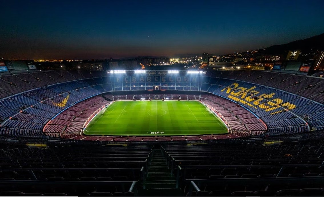 Sevilla file official complaint against Barcelona over Camp Nou ticket  sales - Football España