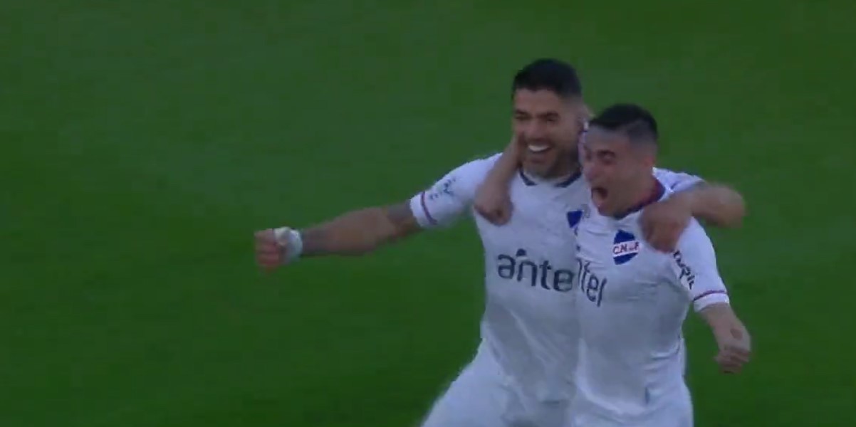 Luis Suárez celebrated by Club Nacional, the team he started out at