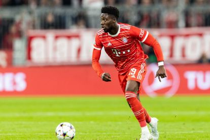 Alphonso Davies OUT for 2022 World Cup!? Reaction after injury at