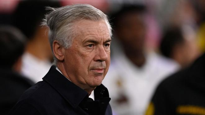 Graham Potter felicita a Carlo Ancelotti antes del choque con el Real Madrid