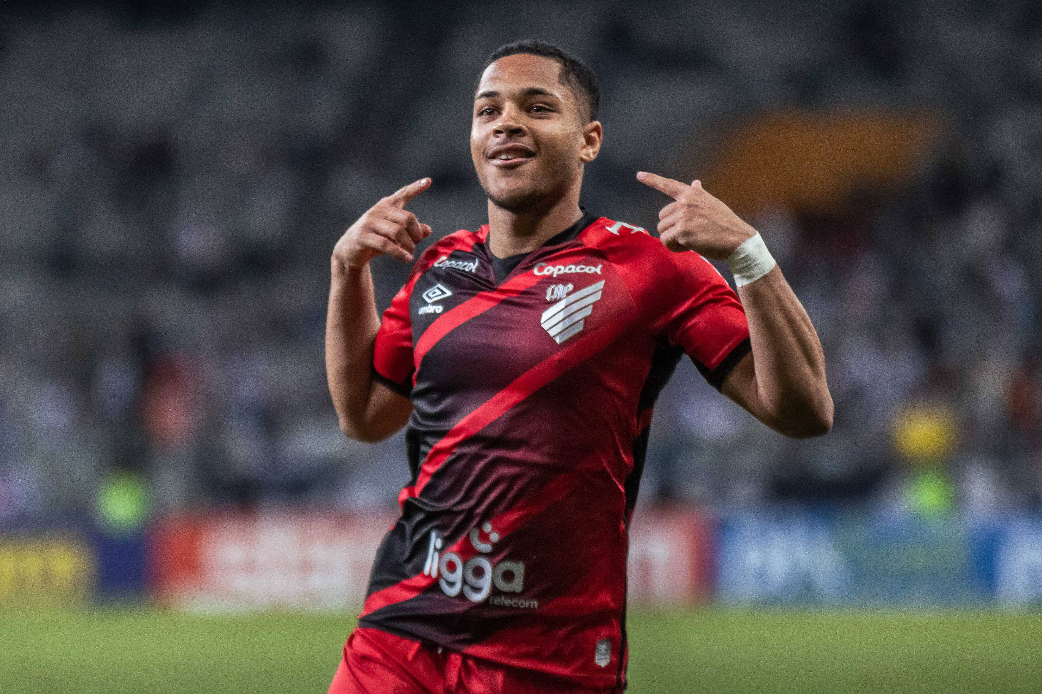 Brazilian forward Vitor Roque set to join Barcelona in January