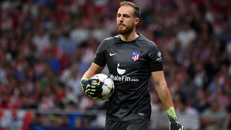 Atletico Madrid goalkeeper Jan Oblak potentially facing surgery on ...